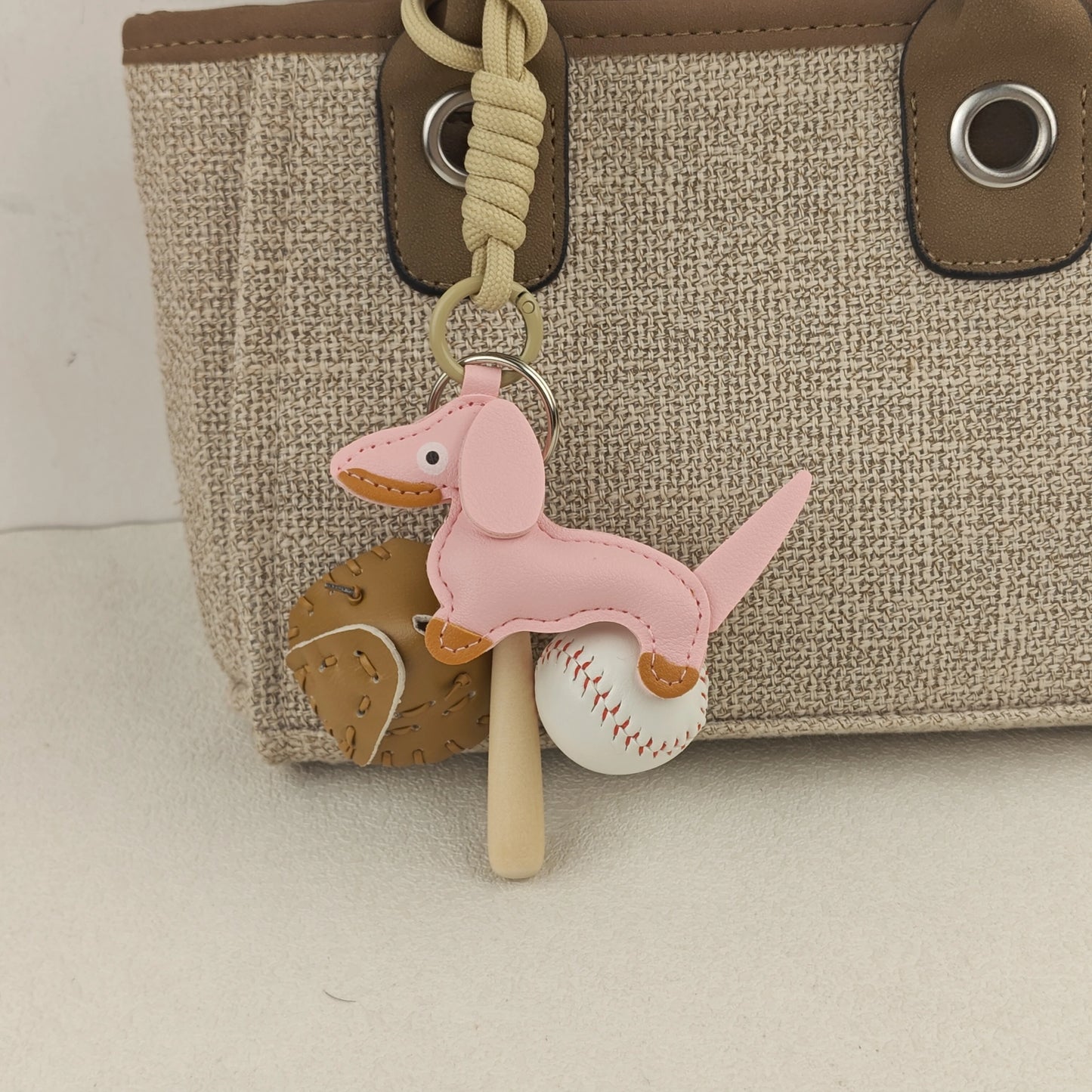Dachshund Bag Pendant 🐾